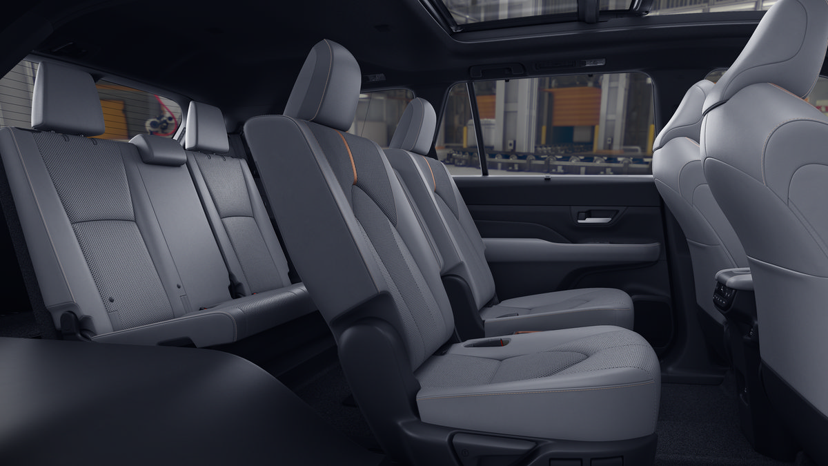 New 2026 Toyota Grand Highlander AWD Hybrid image 21