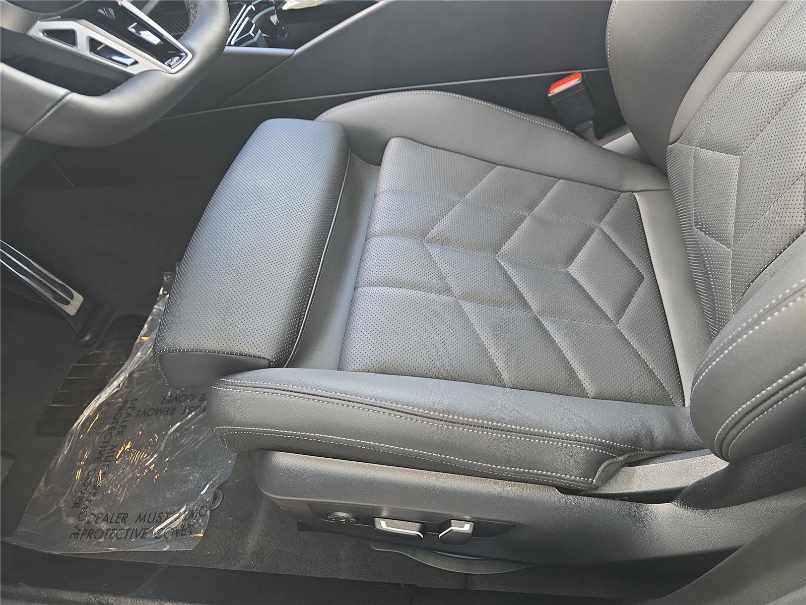 Certified 2025 BMW 530i w/ M Sport Package image 11