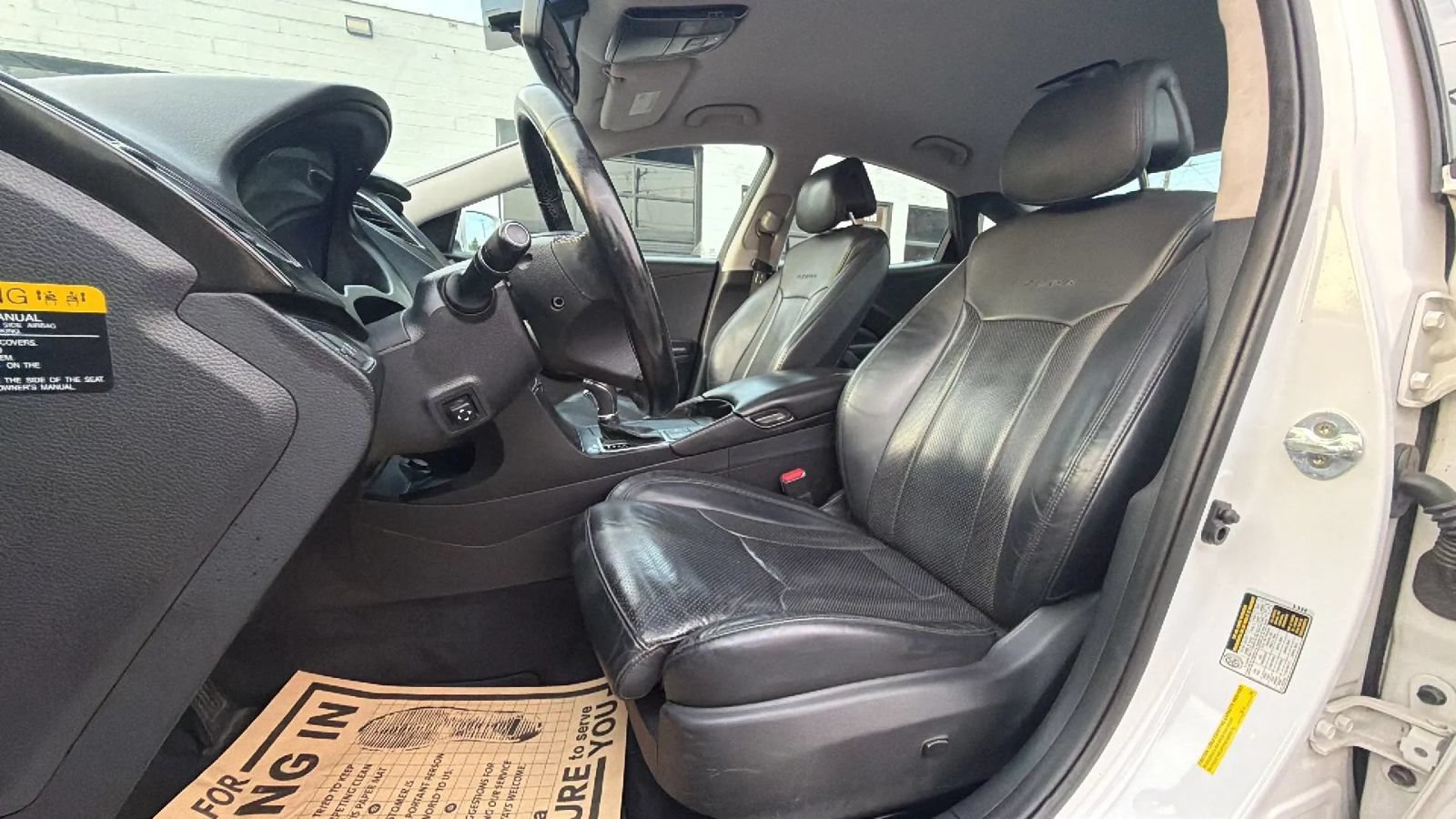 Used 2017 Hyundai Azera FWD image 17