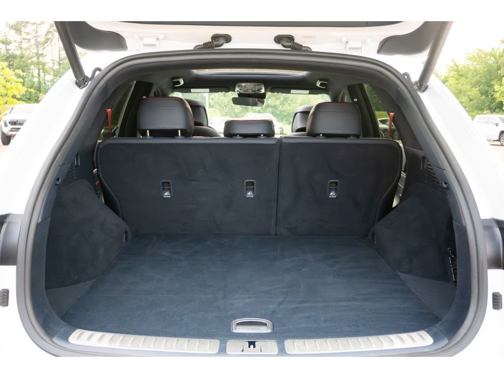 Used 2022 Genesis GV70 3.5T Sport w/ Sport Advanced Package AWD/4WD image 16