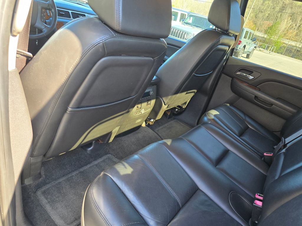 Used 2007 Chevrolet Avalanche LTZ w/ LTZ Preferred Equipment Group image 27