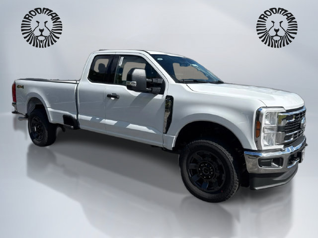 New 2027 Ford F350 XLT w/ Snow Plow Prep Package AWD/4WD image 3