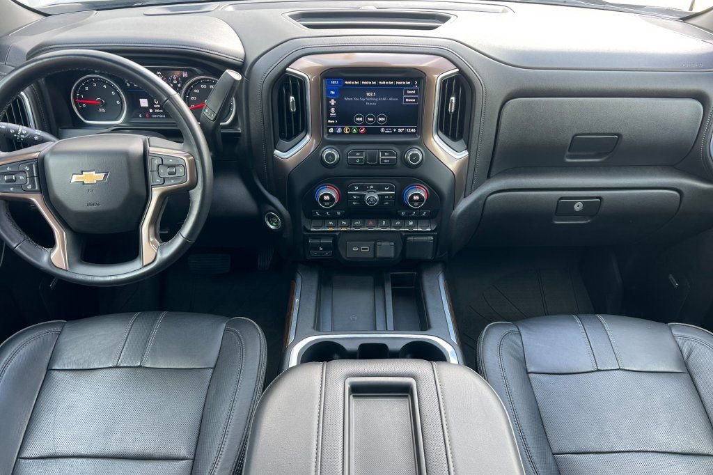 Used 2022 Chevrolet Silverado 1500 High Country AWD/4WD image 10