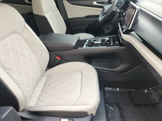 Used 2026 Volkswagen Atlas Cross Sport SEL Premium R-Line AWD/4WD image 19