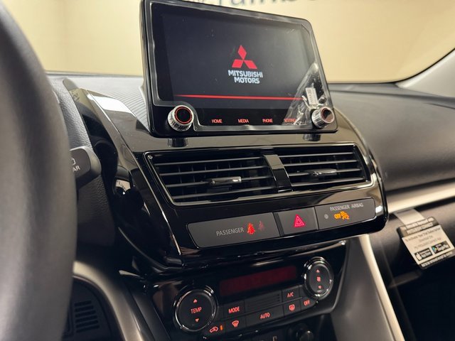 New 2025 Mitsubishi Eclipse Cross LE image 13