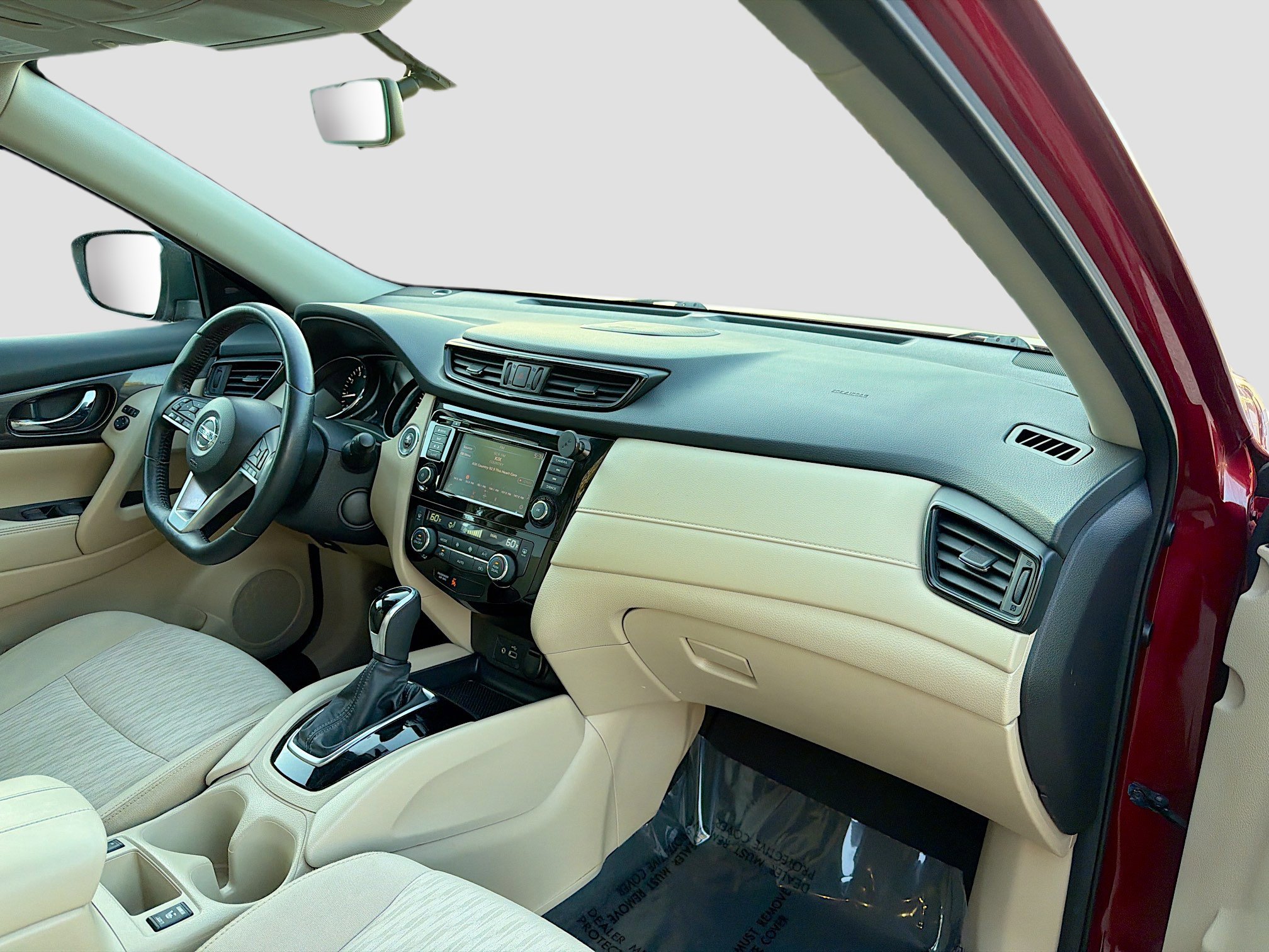 Used 2018 Nissan Rogue SV w/ Sun & Sound Touring Package image 14