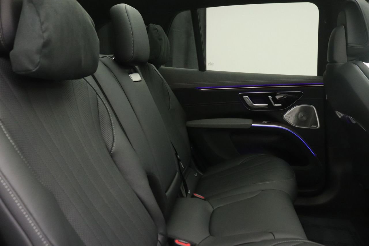 New 2026 Mercedes-Benz EQS 400 4MATIC SUV image 10