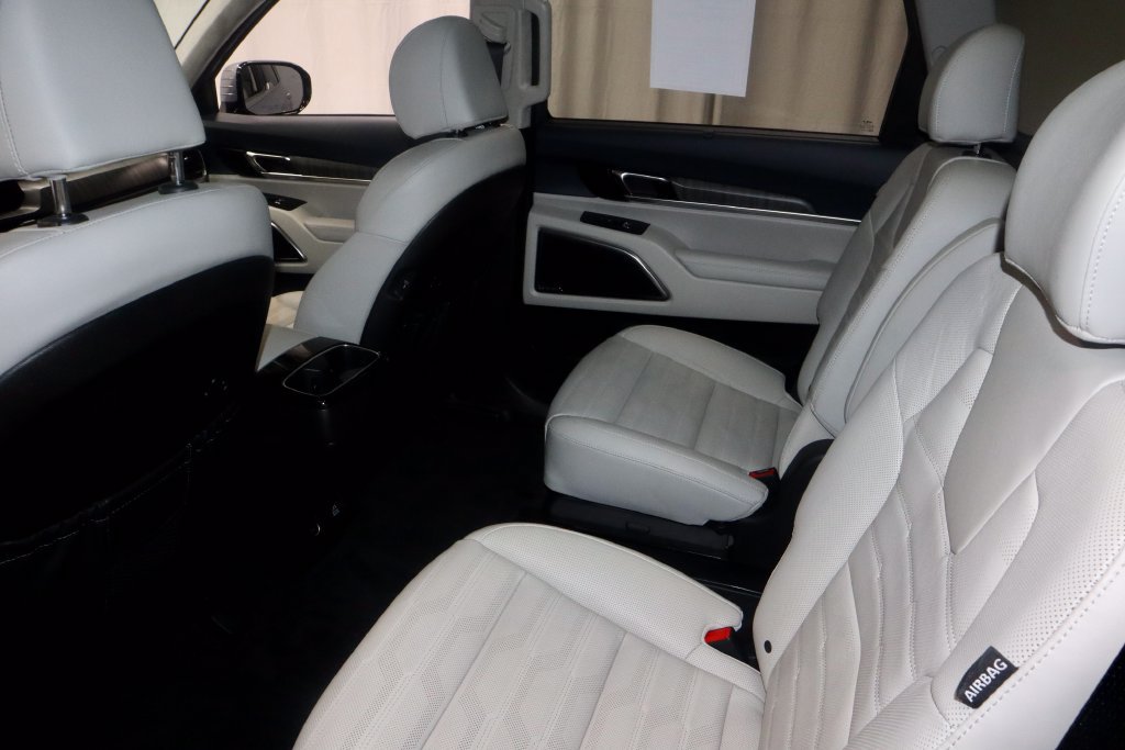 Used 2023 Kia Telluride SX Prestige AWD/4WD image 21