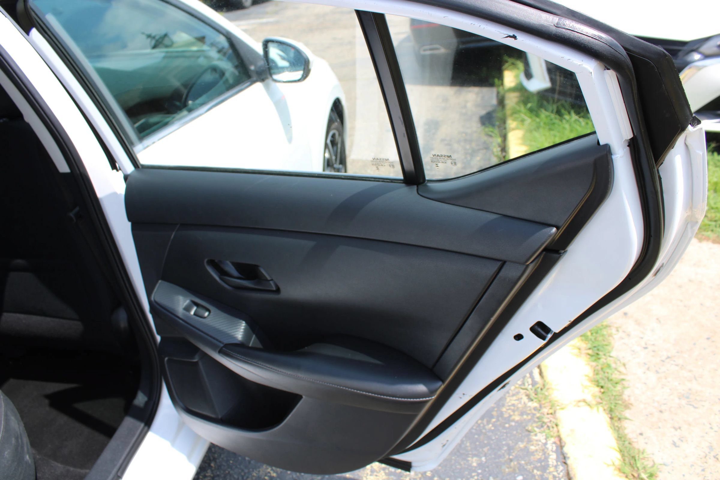 Used 2024 Nissan Sentra SV FWD image 20