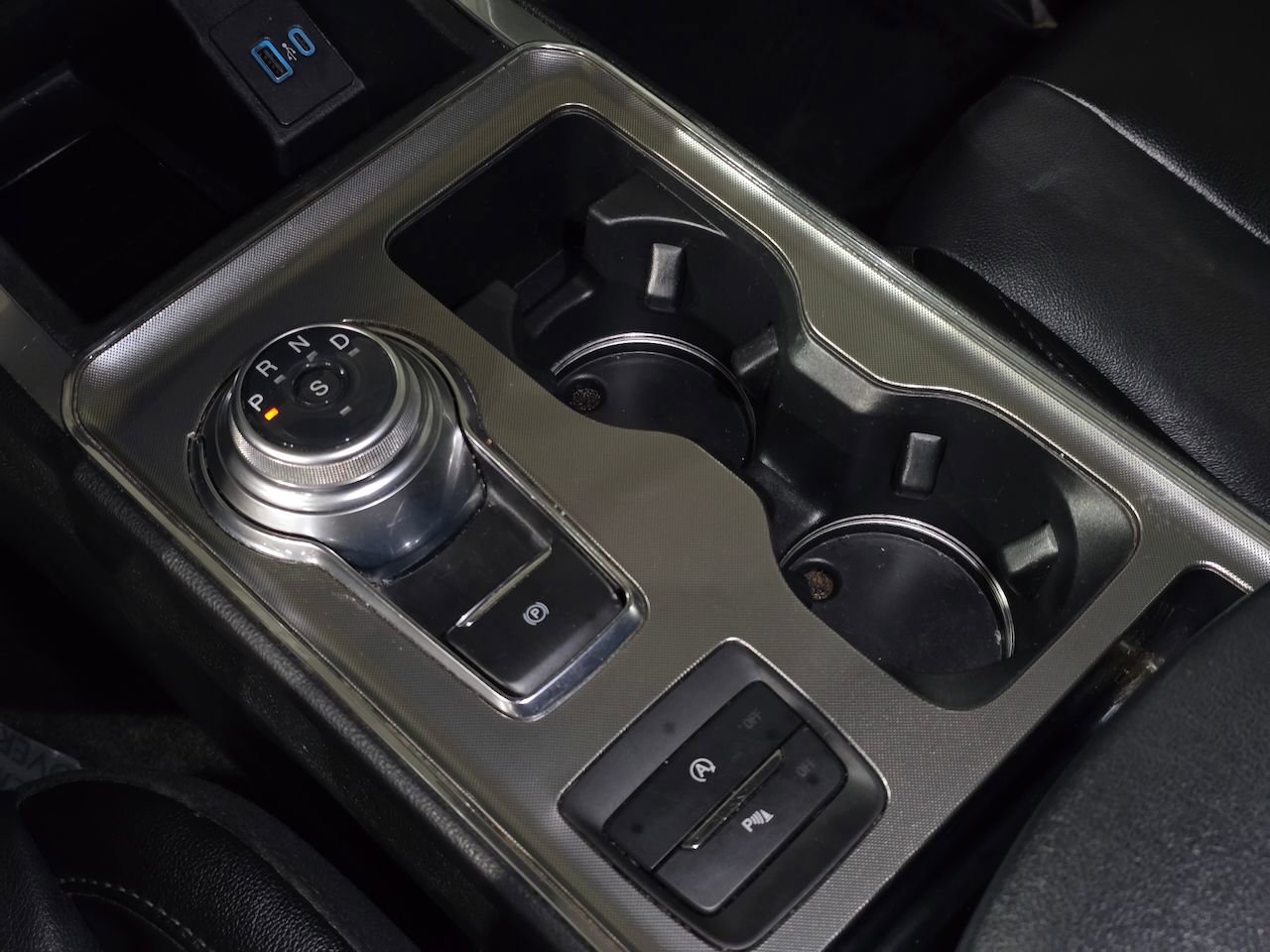 Used 2022 Ford Edge Titanium image 33