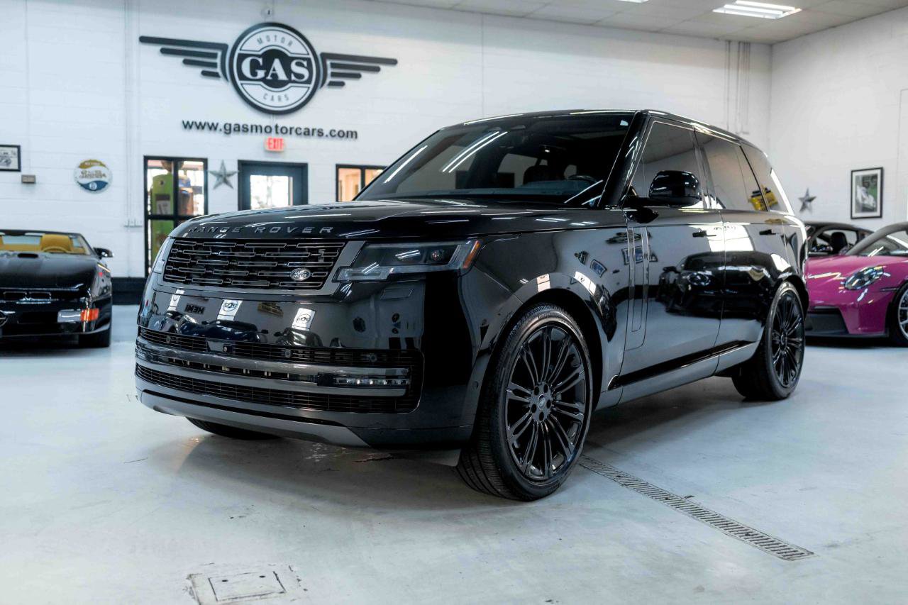 Used 2025 Land Rover Range Rover SE image 4