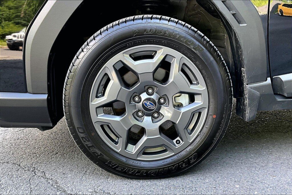 Certified 2026 Subaru Outback Premium w/ Premium/Limited Package AWD/4WD image 16