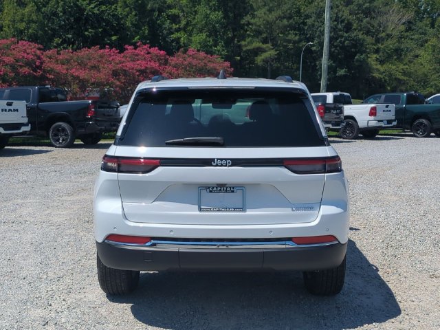 New 2026 Jeep Grand Cherokee Laredo X RWD image 4