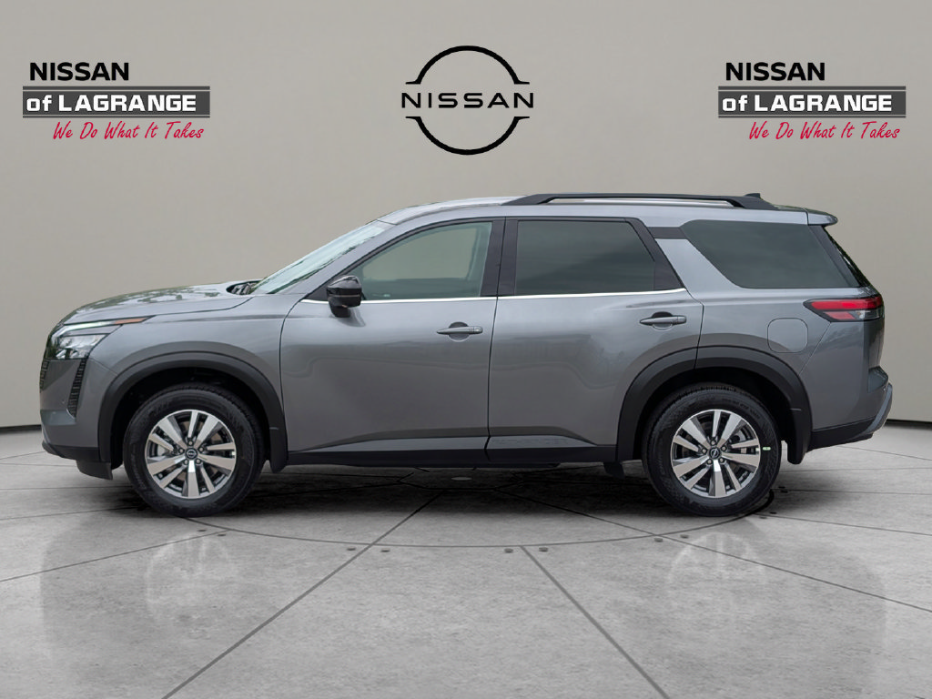 New 2026 Nissan Pathfinder SL w/ Cargo Package FWD image 8