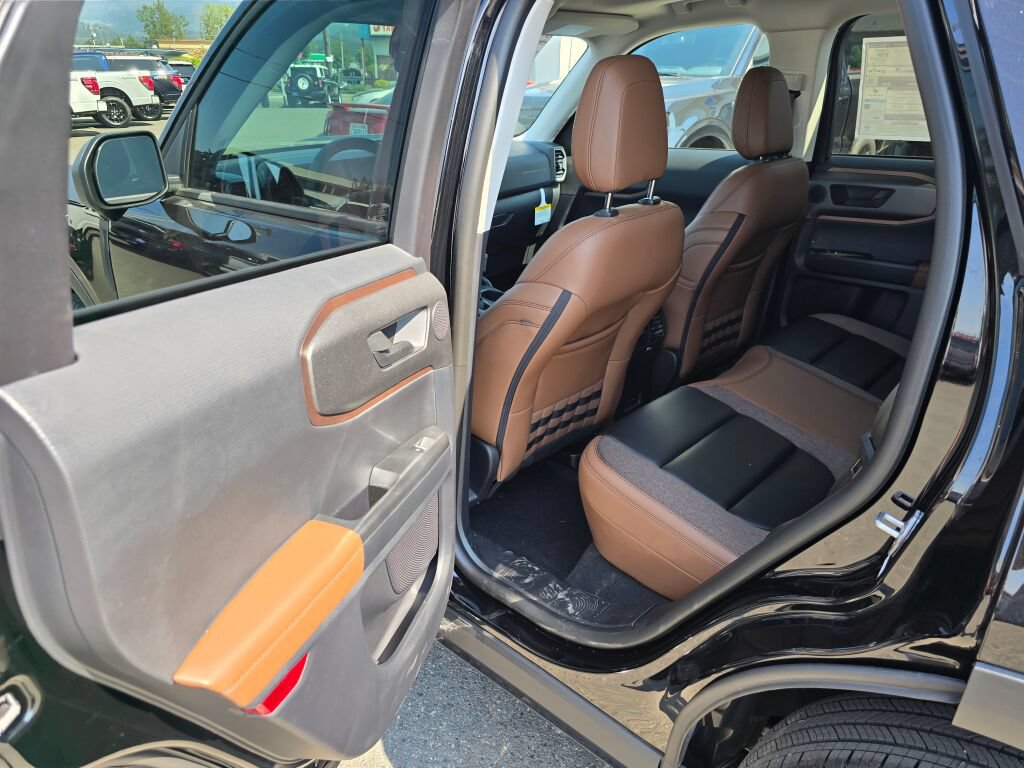 New 2026 Ford Bronco Sport Outer Banks w/ Outer Banks Tech Package+ AWD/4WD image 8