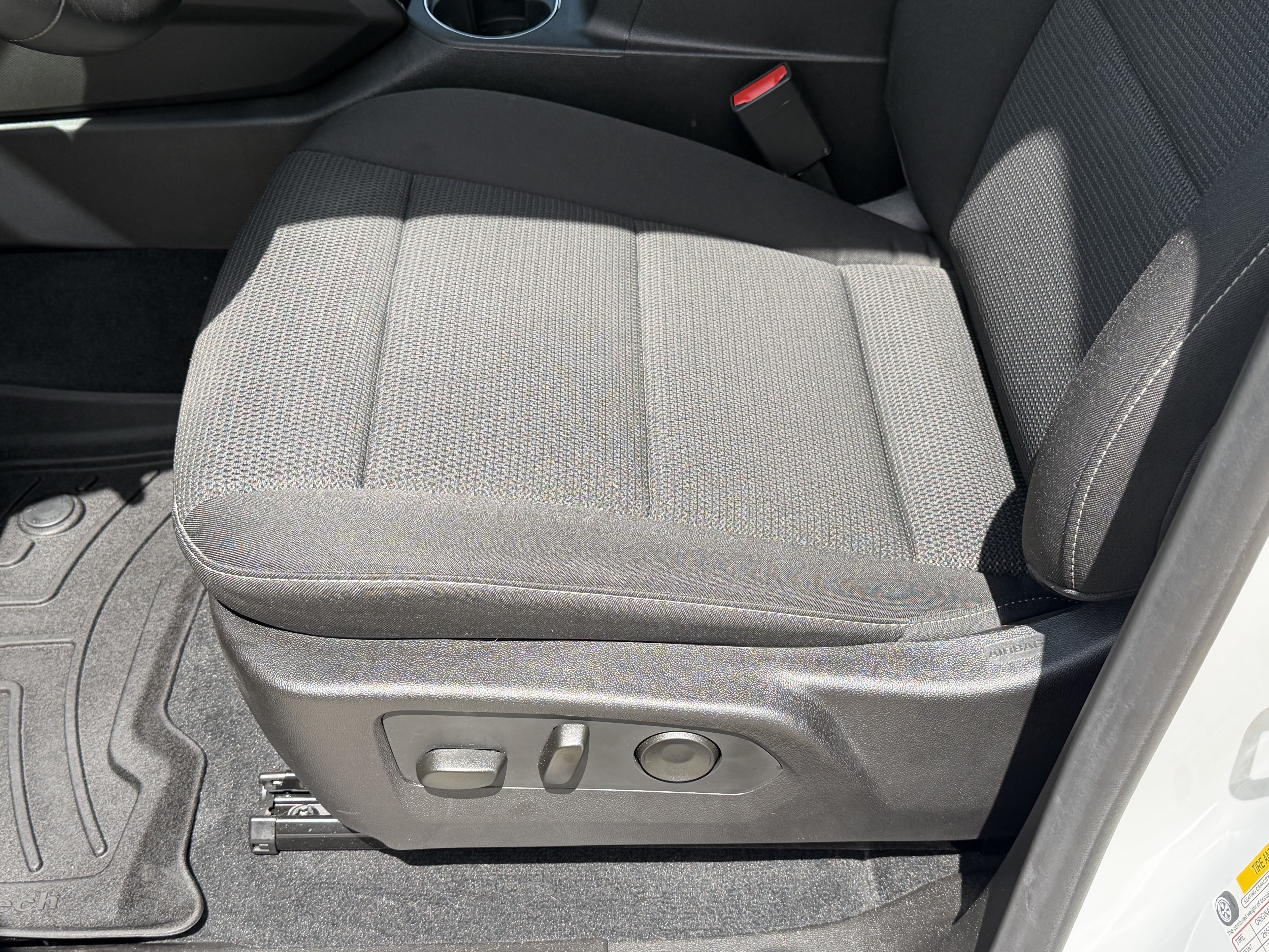Used 2025 GMC Canyon Elevation w/ Convenience Package RWD image 12