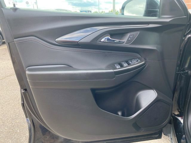 Used 2023 Chevrolet TrailBlazer RS w/ Convenience Package FWD image 20