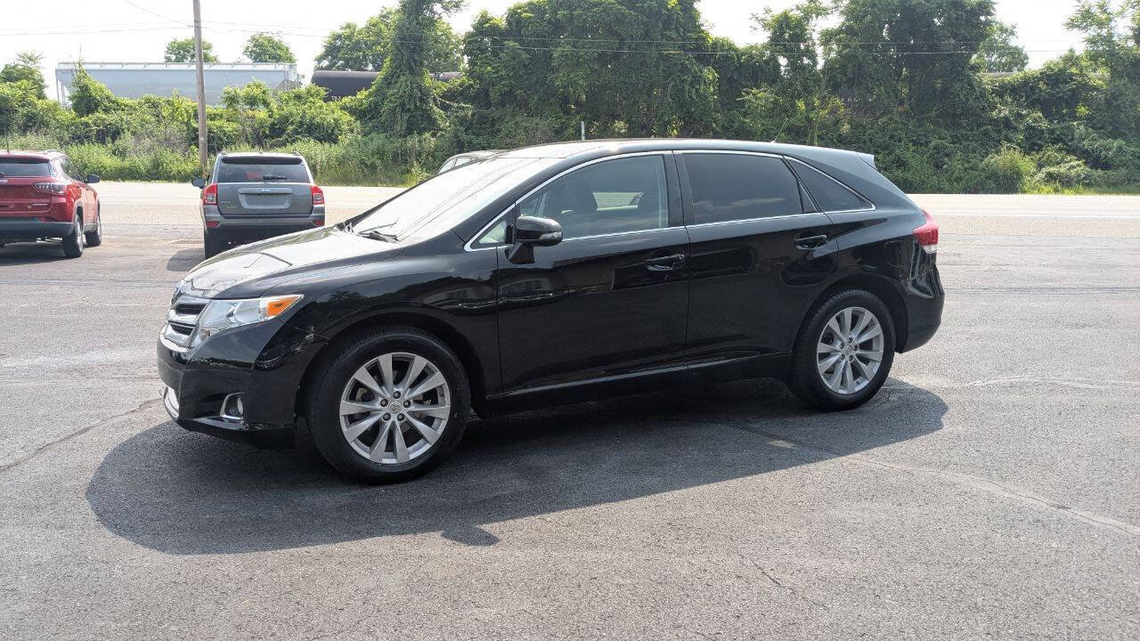 Used 2015 Toyota Venza LE AWD/4WD image 24