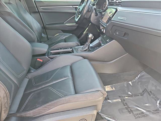 Used 2020 Audi Q3 2.0T Premium Plus image 23