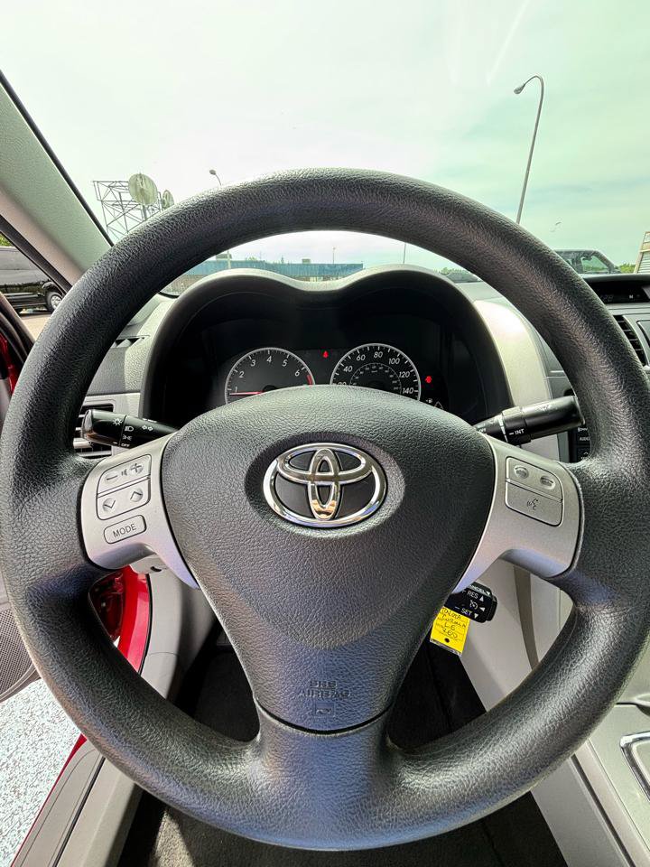 Used 2012 Toyota Corolla LE FWD image 13