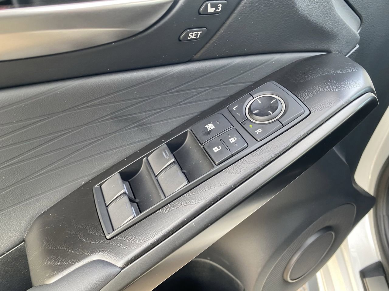 Used 2024 Lexus IS 300 300 w/ Premium Package image 23