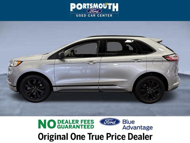 Used 2024 Ford Edge SE w/ Black Appearance Package image 2