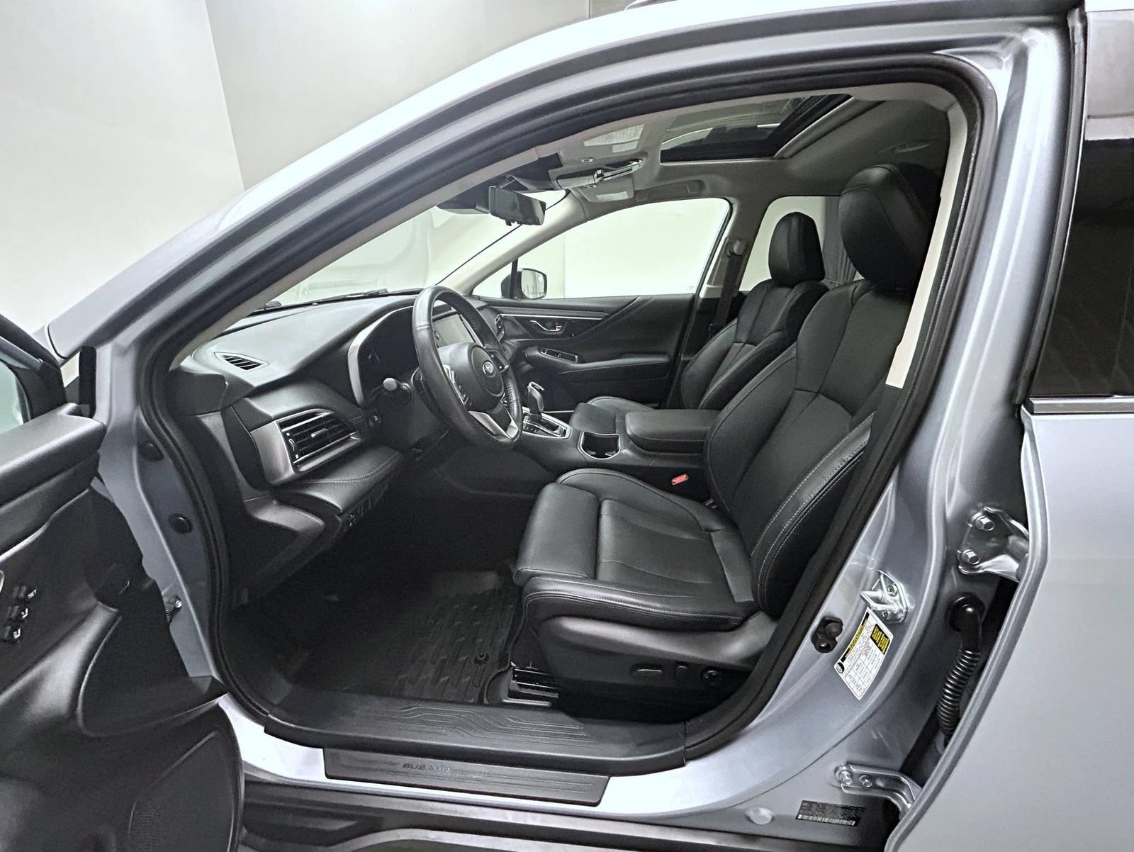 Used 2024 Subaru Outback Touring AWD/4WD image 10