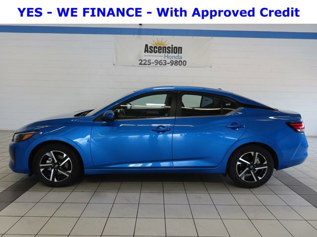 Used 2025 Nissan Sentra SV FWD image 3
