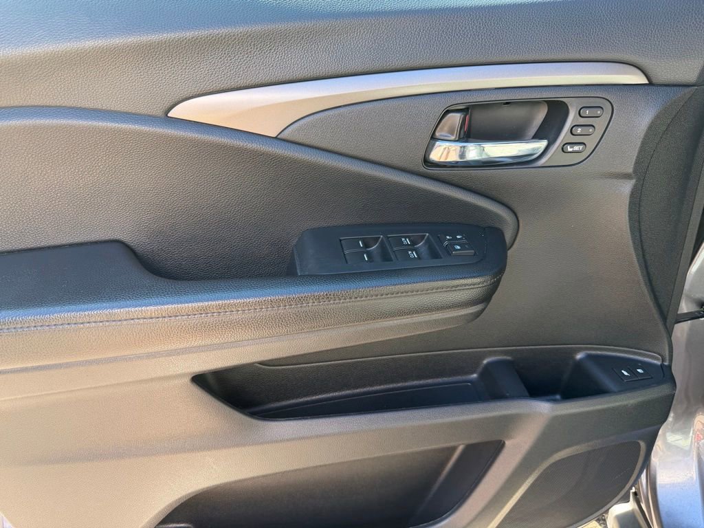 Used 2020 Honda Passport EX-L image 16