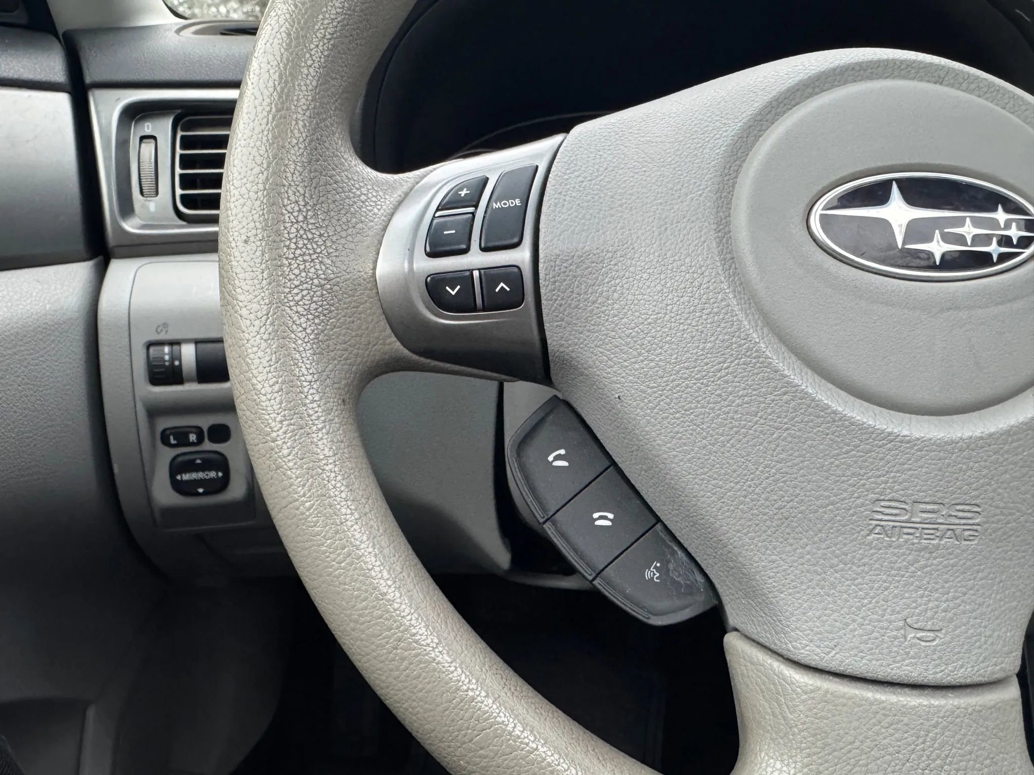 Used 2012 Subaru Forester 2.5X Premium w/ All-Weather Pkg image 18