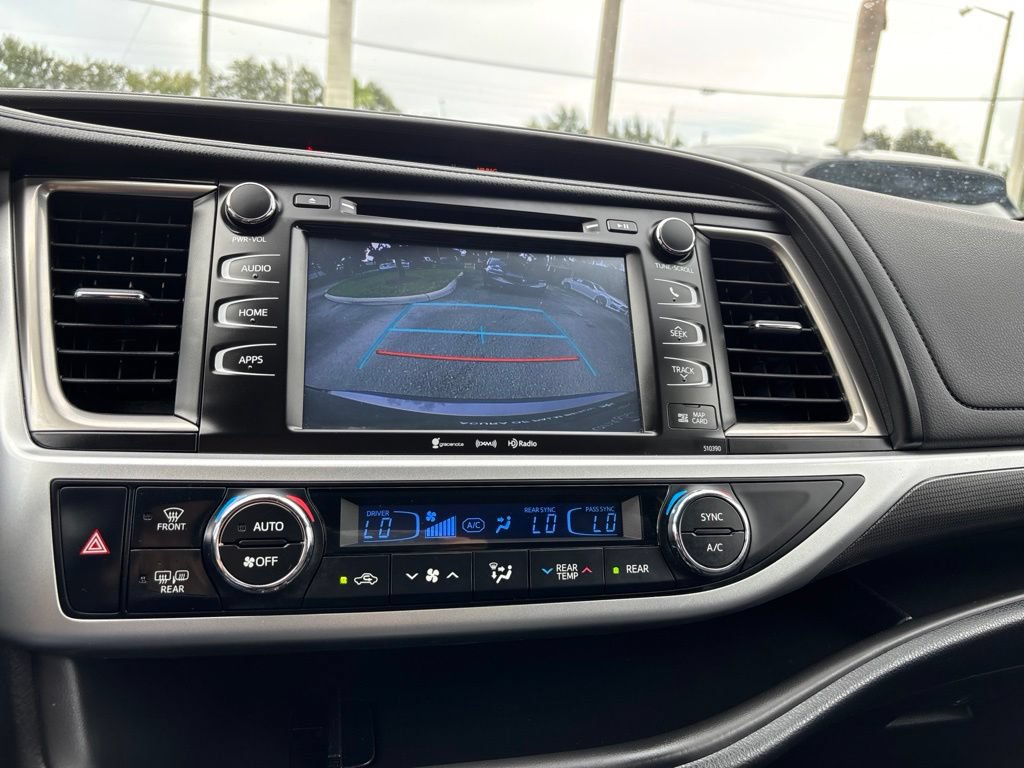 Used 2019 Toyota Highlander SE AWD/4WD image 31
