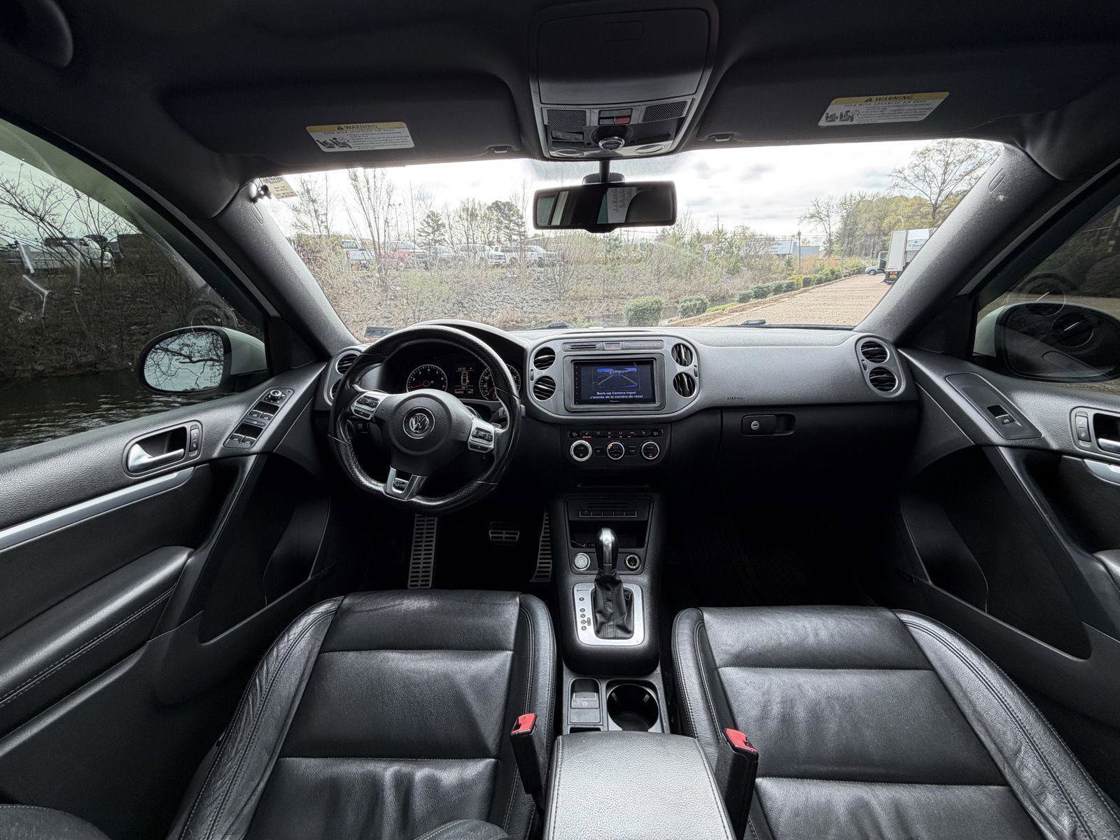 Used 2015 Volkswagen Tiguan R-Line image 11