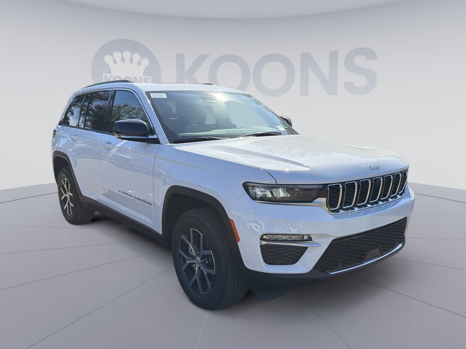 New 2025 Jeep Grand Cherokee Limited w/ Luxury Tech Group II image 10