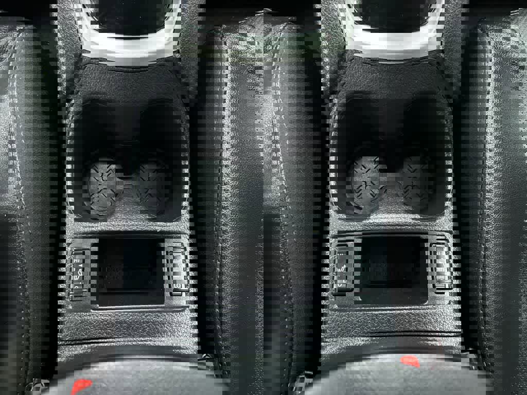 Used 2016 Nissan Rogue SL image 31