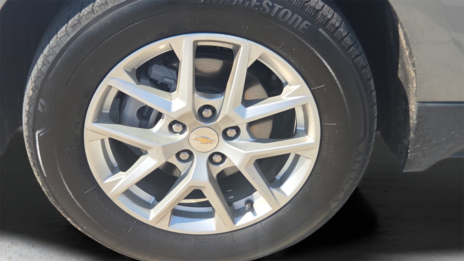 Used 2023 Chevrolet Equinox LT w/ Driver Convenience Package image 19