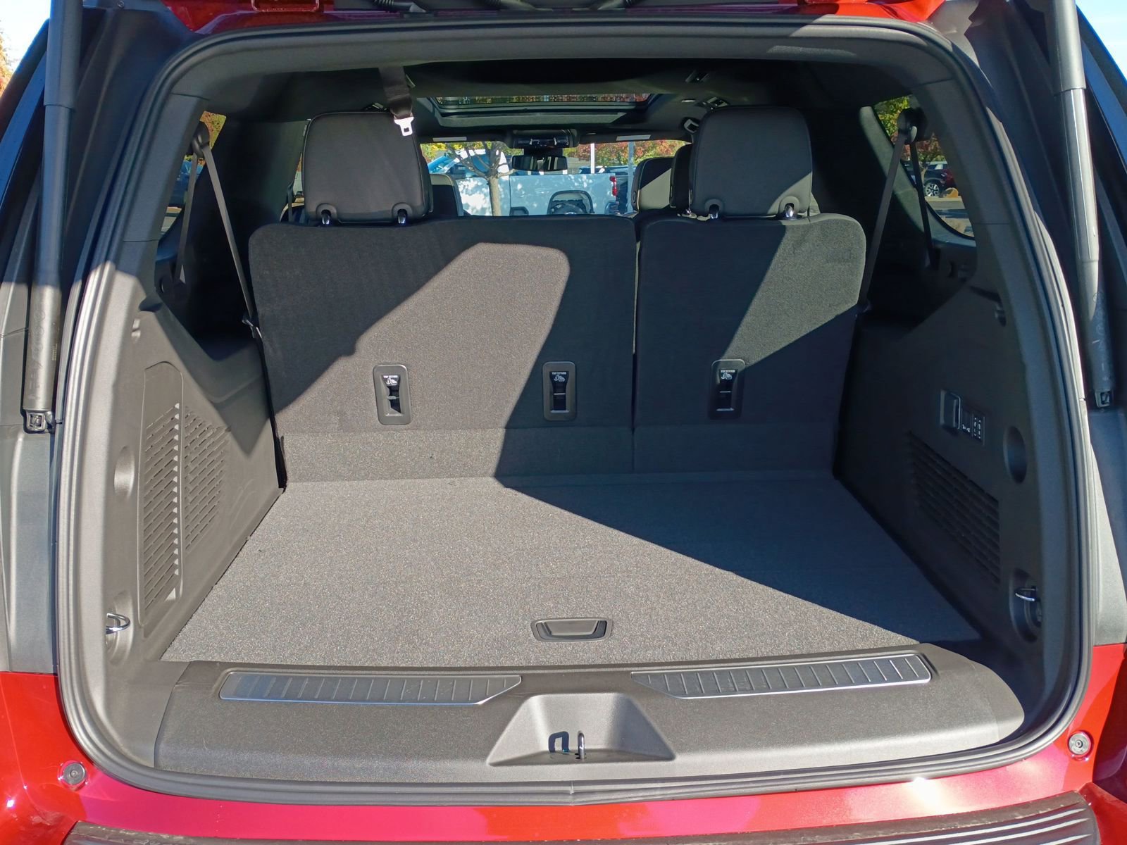 New 2026 Chevrolet Suburban Premier w/ Sun And Tow Package image 24