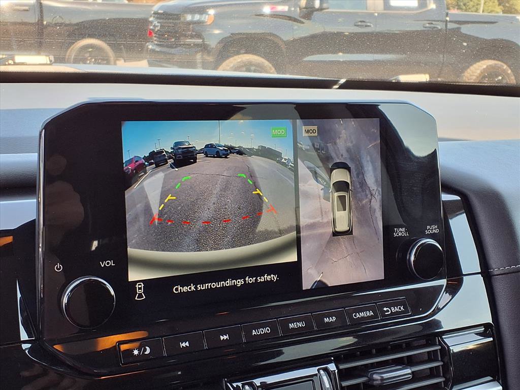 Used 2024 Nissan Pathfinder SL w/ Cargo Package image 9