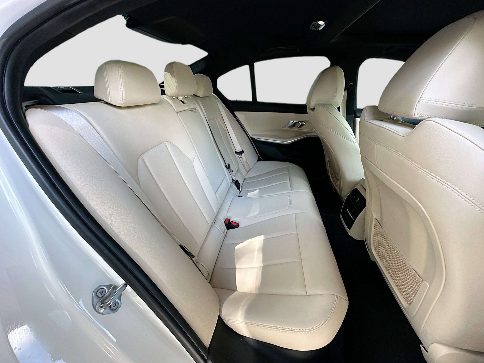 Used 2019 BMW 330i Sedan w/ Driving Assistance Package image 26