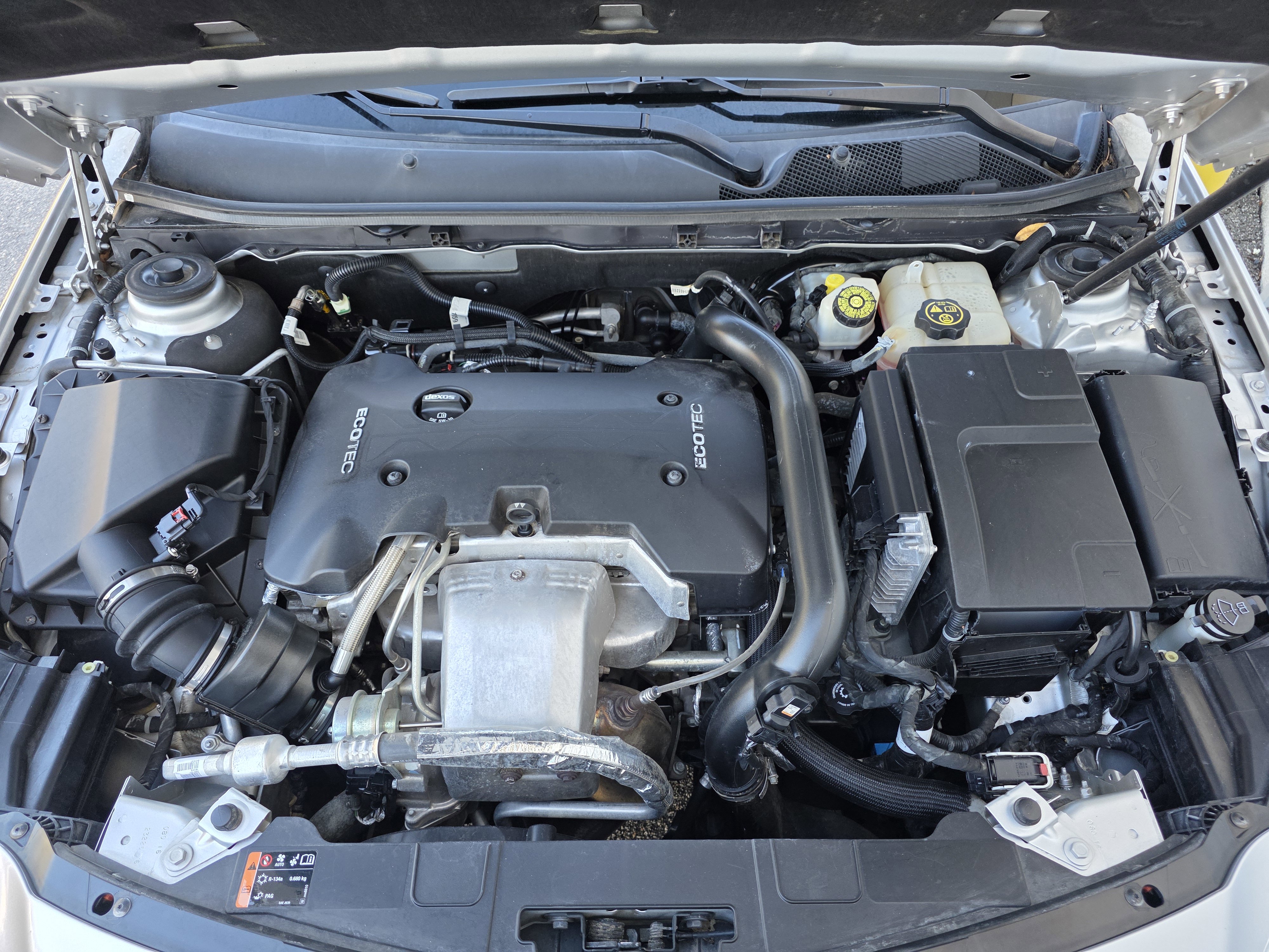 Used 2017 Buick Regal Sport Touring image 39