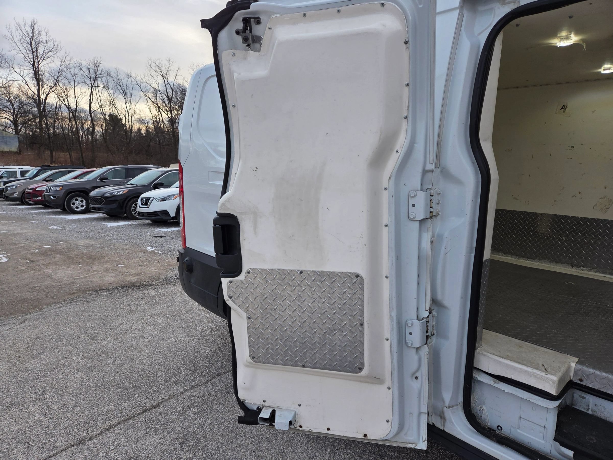 Used 2019 Ford Transit 250 148 Low Roof RWD image 18
