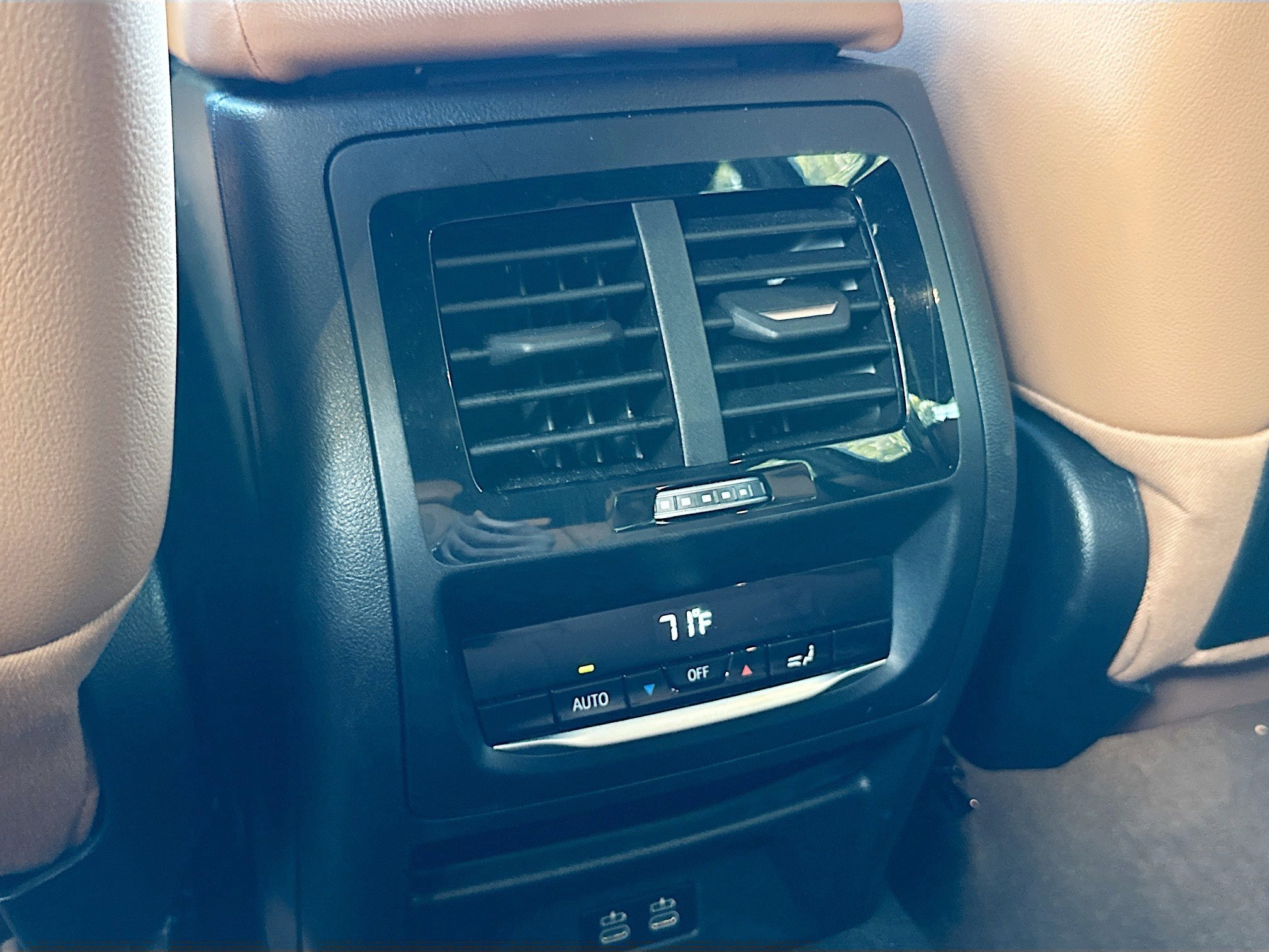 Certified 2024 BMW X3 sDrive30i w/ Convenience Package image 25