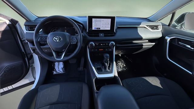 Used 2024 Toyota RAV4 XLE image 16