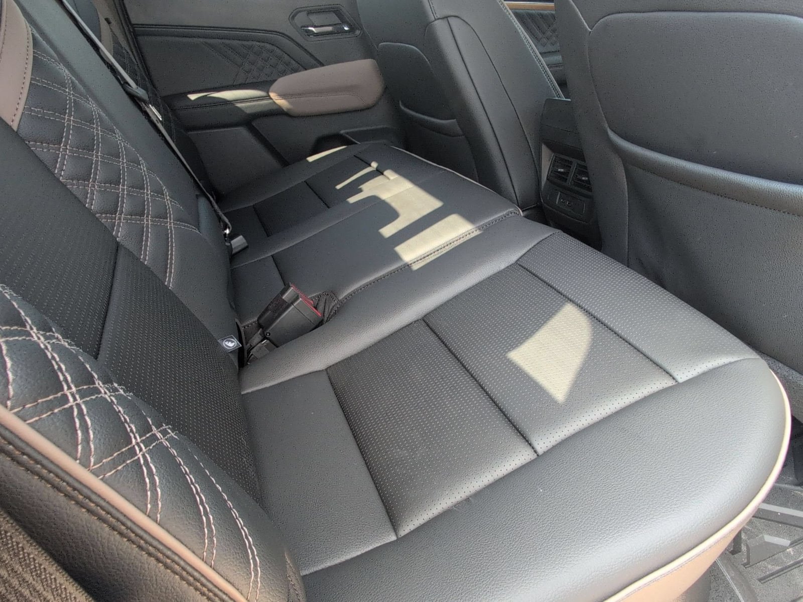 Used 2026 GMC Canyon Denali AWD/4WD image 29