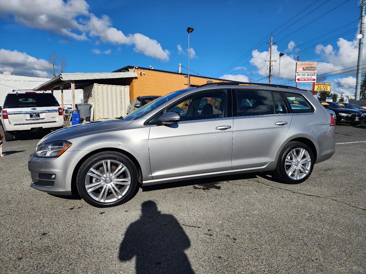 Used 2015 Volkswagen Golf TDI SE image 10