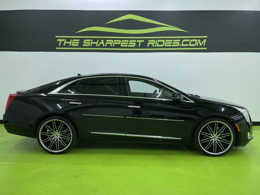 Used 2013 Cadillac XTS Luxury w/ Driver Awareness Package image 11