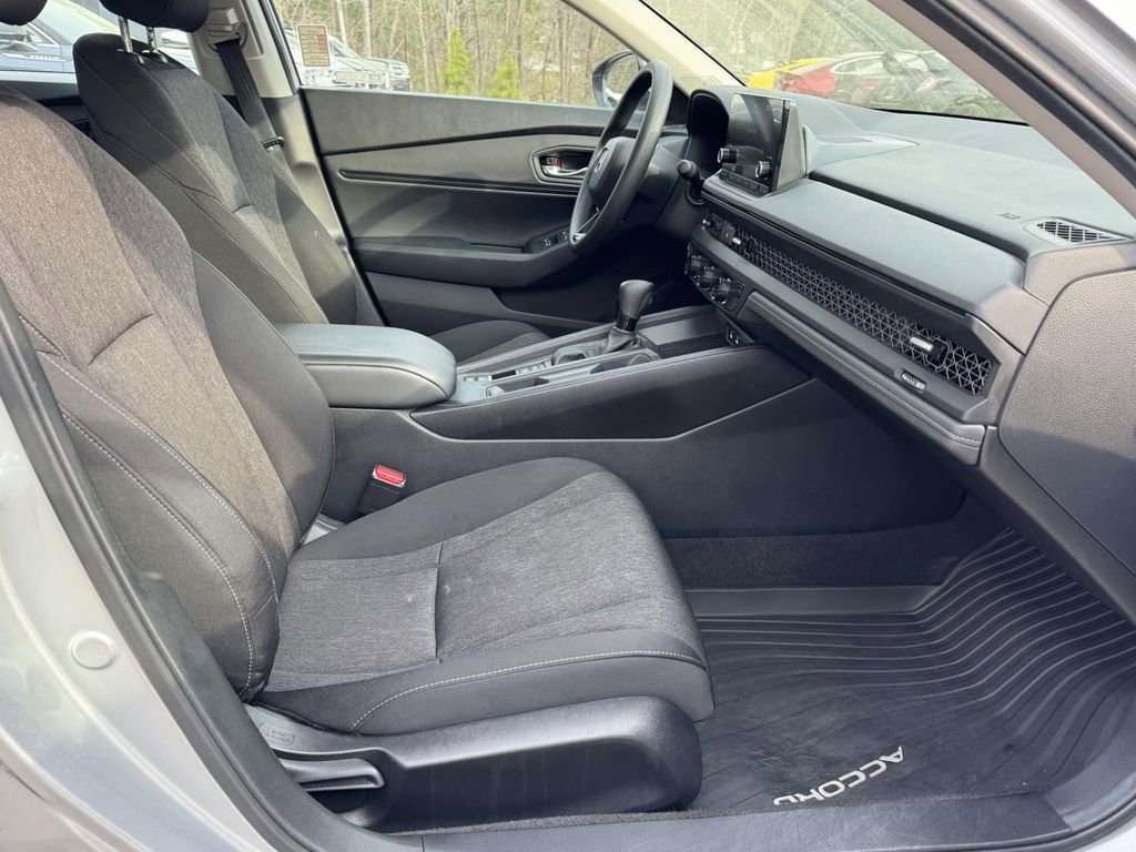 Used 2024 Honda Accord EX image 14