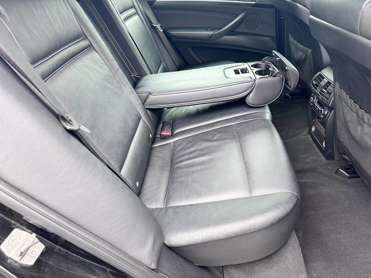 Used 2012 BMW X5 xDrive35d image 17