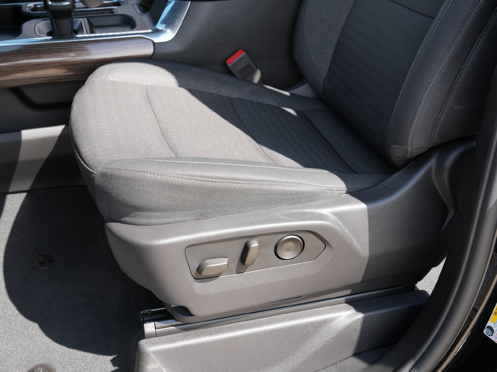 Used 2024 Chevrolet Silverado 1500 RST w/ Convenience Package II AWD/4WD image 23