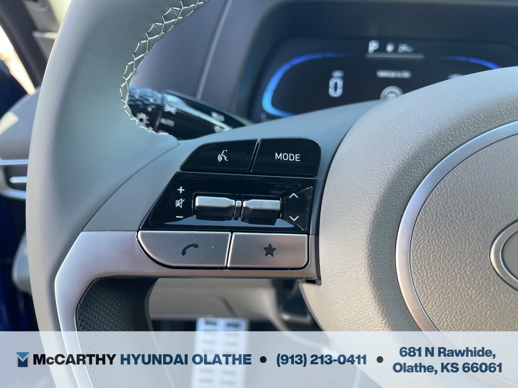 Used 2025 Hyundai Elantra Sport FWD image 22