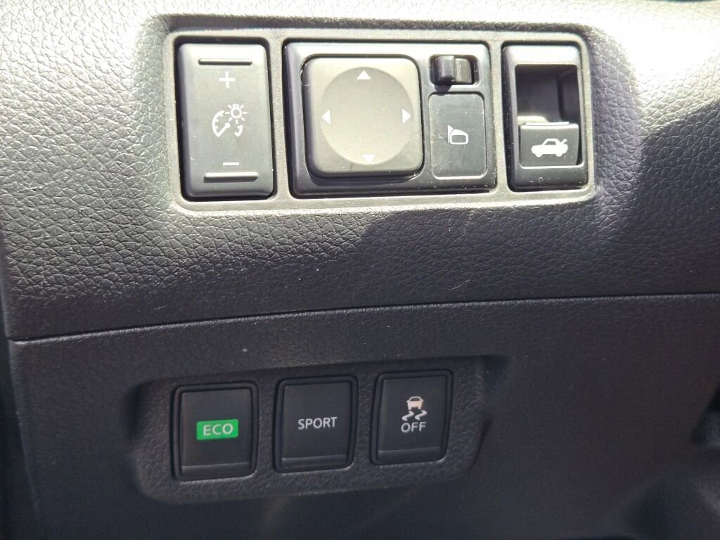 Used 2014 Nissan Sentra SR FWD image 20